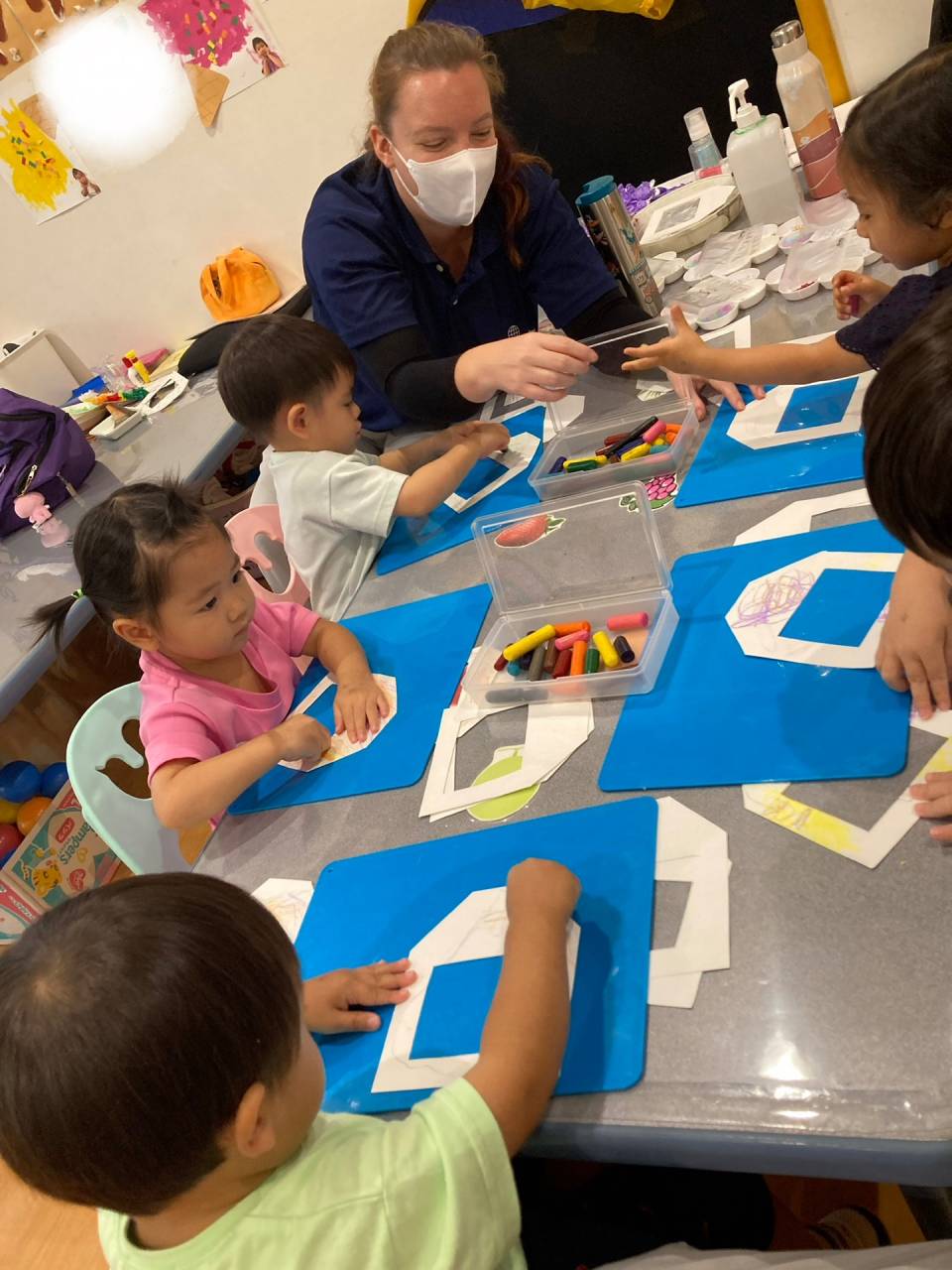 Happy Grandparents Day! (敬老の日) ☆ Small Kids(1歳児クラス)
