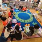 We love reading books! (読書が大好き!) ☆Kindy3(年長クラス)